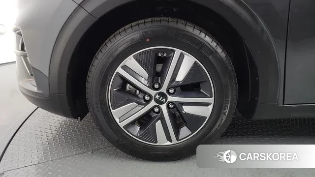 Kia The New Niro id 3546229 из Кореи 15