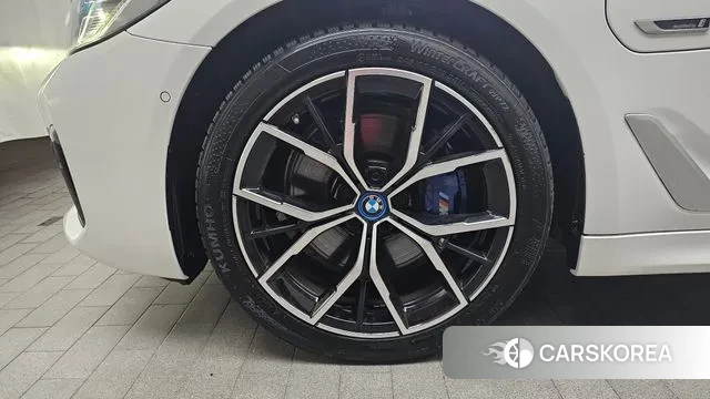 BMW 5 Series (G30) id 2964792 из Кореи 15