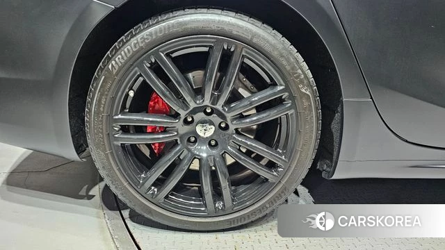 Maserati Ghibli id 4733005 из Кореи 25