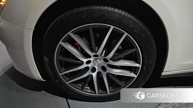 Maserati Ghibli id 3965590 из Кореи 15