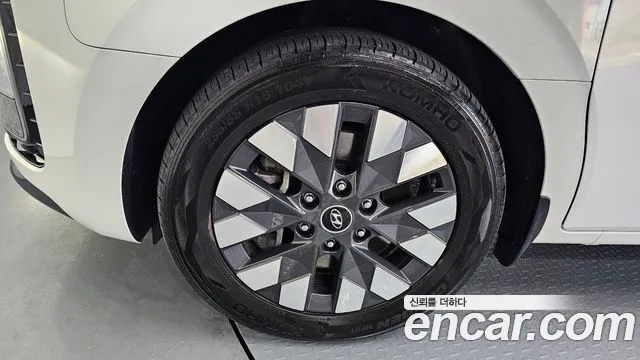 Hyundai Staria id 2805755 из Кореи 15