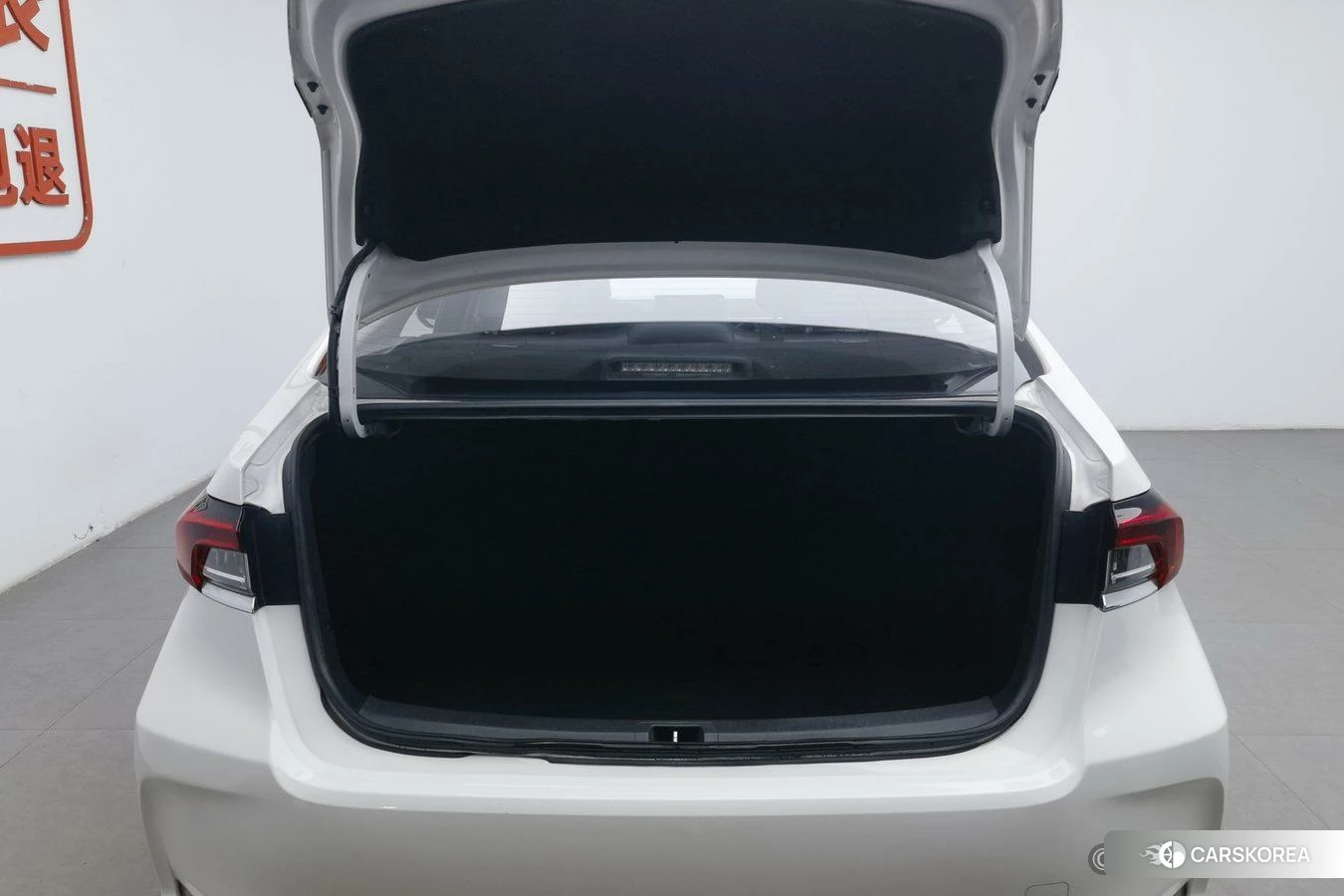 Toyota Corolla id 4473455 из Китая 19