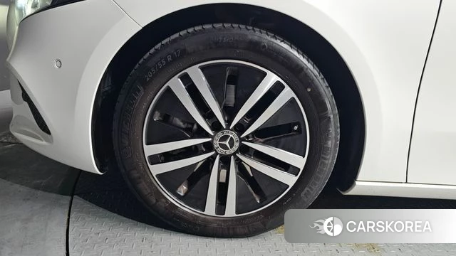 Mercedes-Benz A-Class W177 id 3864998 из Кореи 15