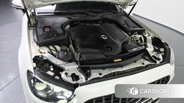 Mercedes-Benz E-Class W213 id 4293646 из Кореи 29
