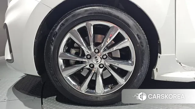 Kia The New Carnival id 3039140 из Кореи 15