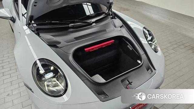 Porsche 911(992) id 4700993 из Кореи 26