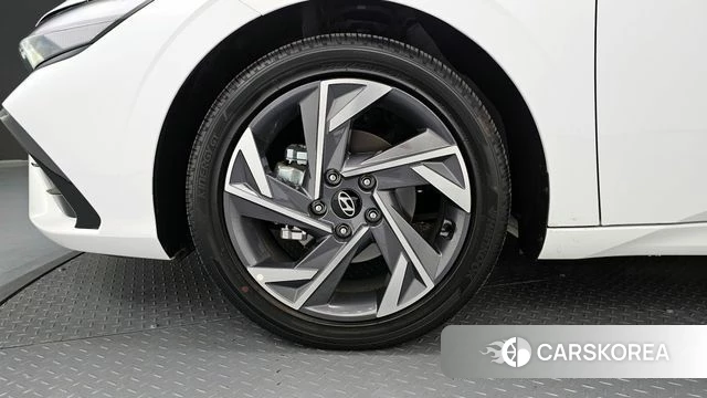 Hyundai The New Avante (CN7) id 3817213 из Кореи 15