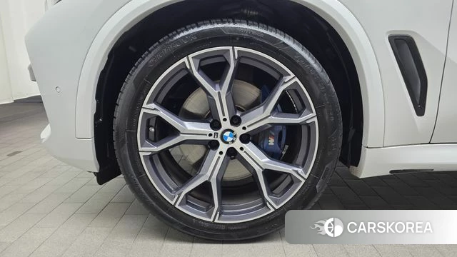 BMW X5 (G05) id 4687979 из Кореи 29