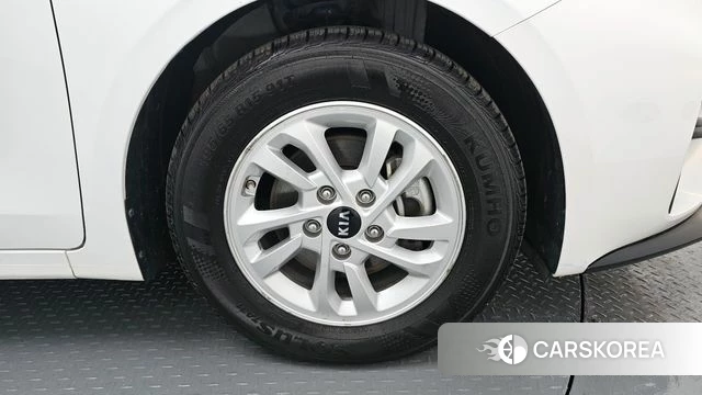 Kia Come New K3 id 3879881 из Кореи 15