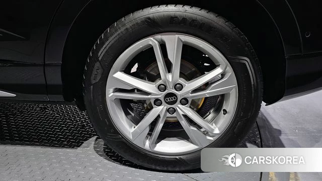 Audi Q3 (F3) id 3877192 из Кореи 15