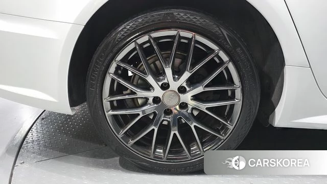 Audi New A6 id 4286040 из Кореи 15