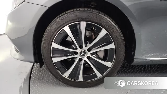 Mercedes-Benz E-Class W213 id 3324476 из Кореи 15