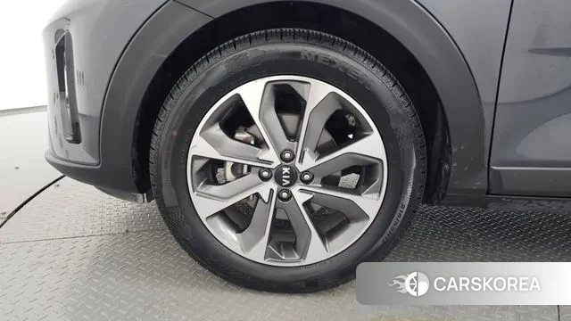 Kia Stonic id 3530286 из Кореи 15