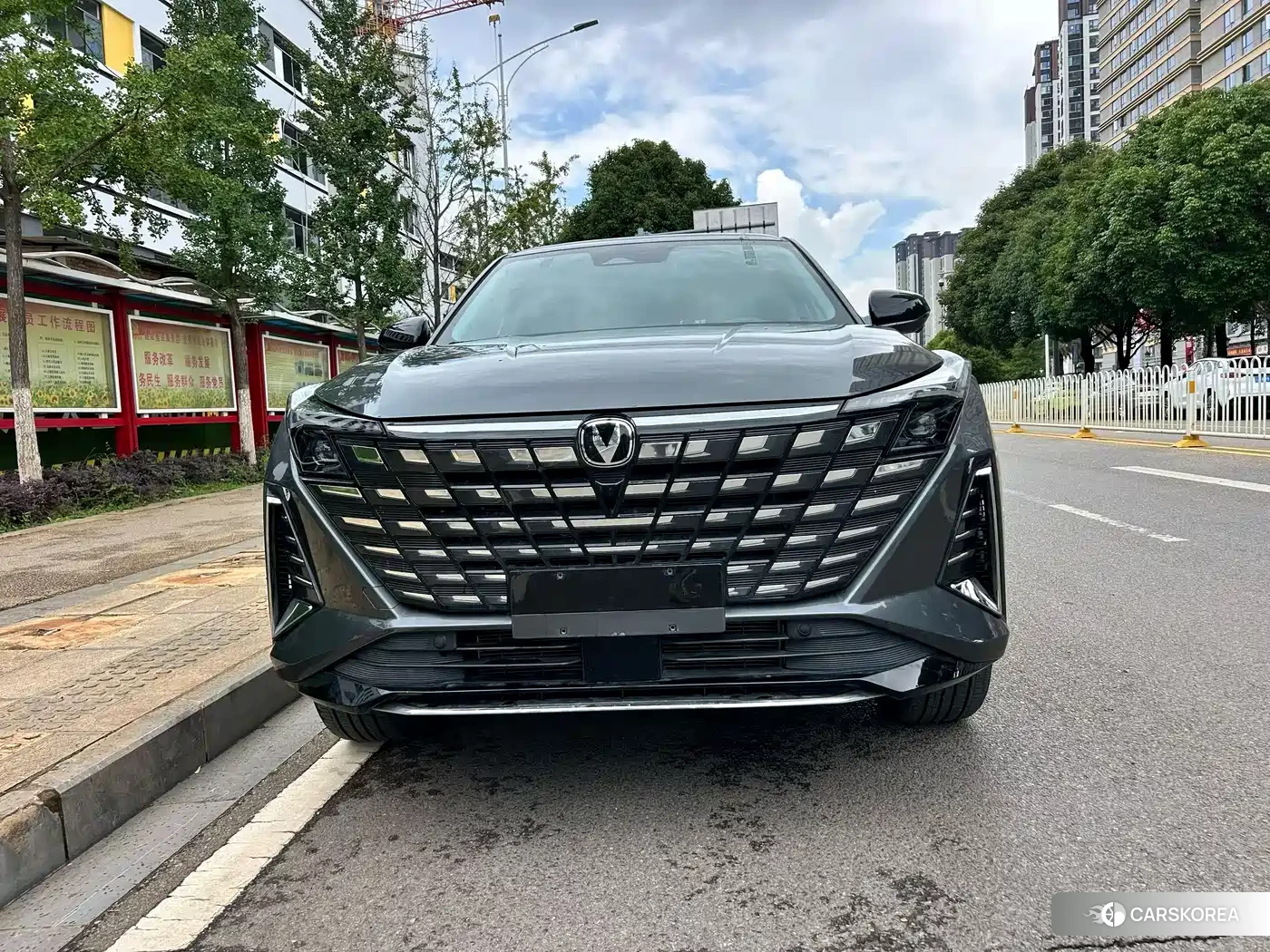 Chang'an Changan UNI-Z 2025 Silver/gray из Китая, фото 5