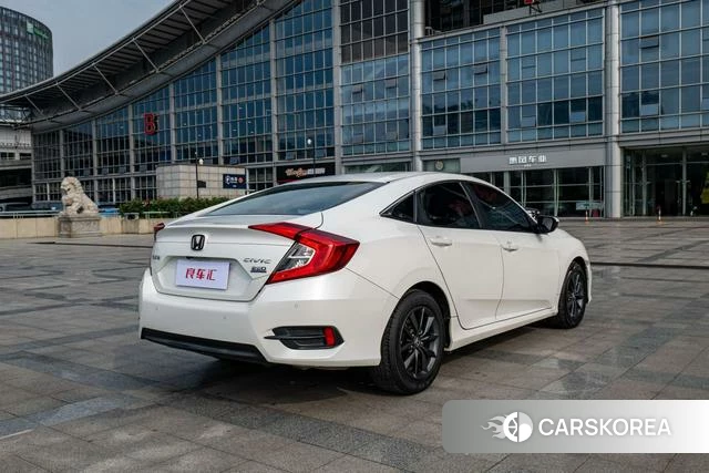 Honda Civic 2021 Белый из Китая, фото 5