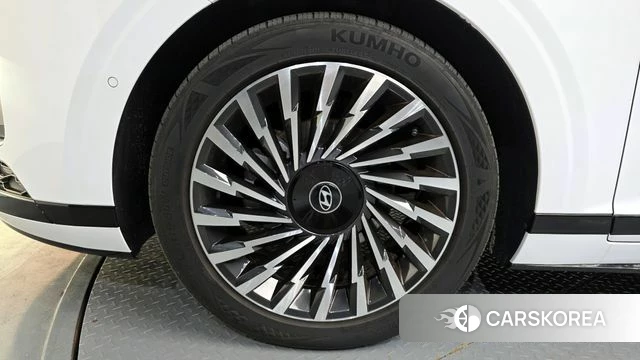 Hyundai Grandeur Hybrid (GN7) id 3934439 из Кореи 15