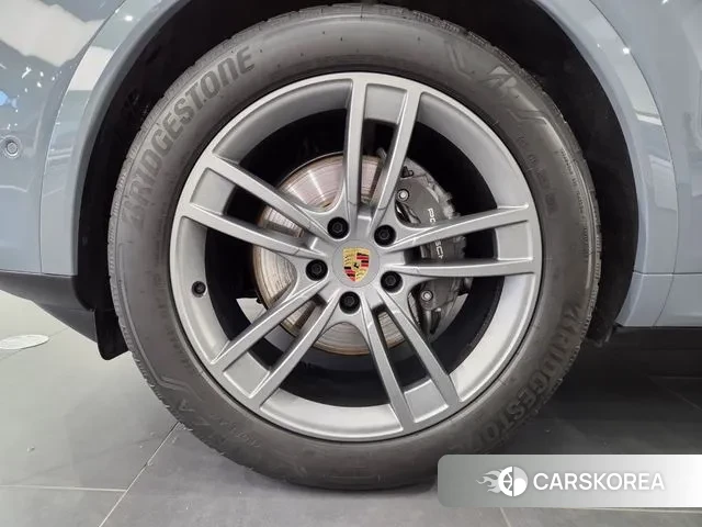Porsche Cayenne (PO536) id 3021861 из Кореи 7
