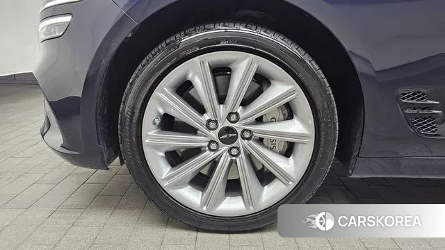 Genesis The New G70 id 3750931 из Кореи 15