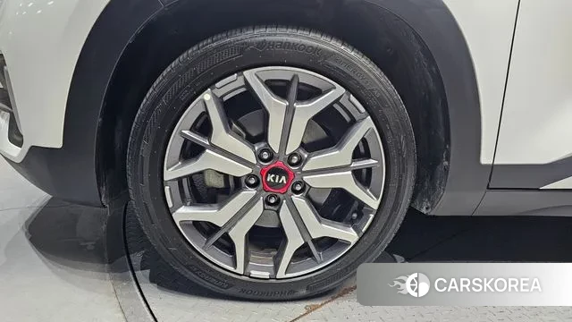 Kia Seltos id 3318606 из Кореи 15