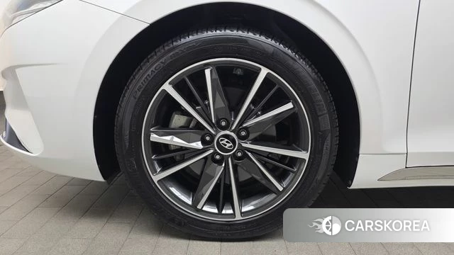 Hyundai The New Grandeur IG id 4721446 из Кореи 28