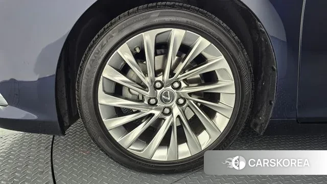 Lexus ES300h 7th generation id 3444224 из Кореи 15