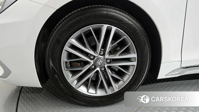 Hyundai Grandeur IG id 4286360 из Кореи 26
