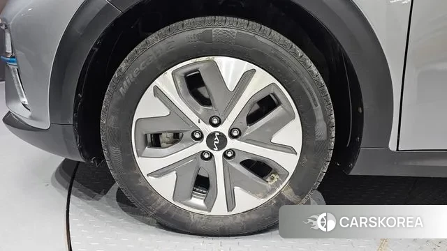 Kia Niro EV id 3508921 из Кореи 15