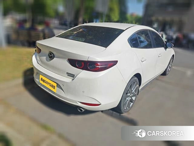 Mazda 3 Angkesaila 2022 Белый из Китая, фото 5
