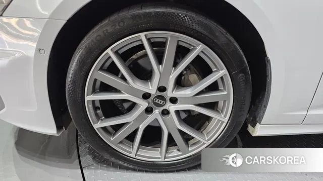 Audi A6 (C8) id 3394441 из Кореи 15