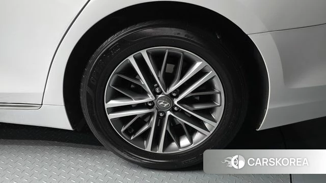 Hyundai Grandeur IG id 4424472 из Кореи 26
