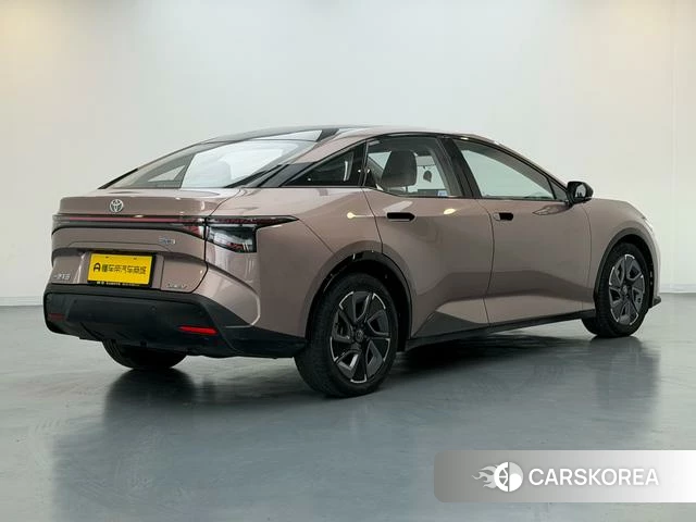 Toyota bZ3 id 4211548 из Китая 15