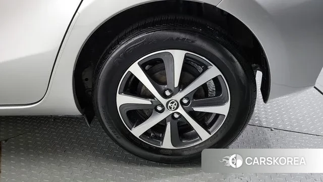 Toyota Prius C id 3061014 из Кореи 15