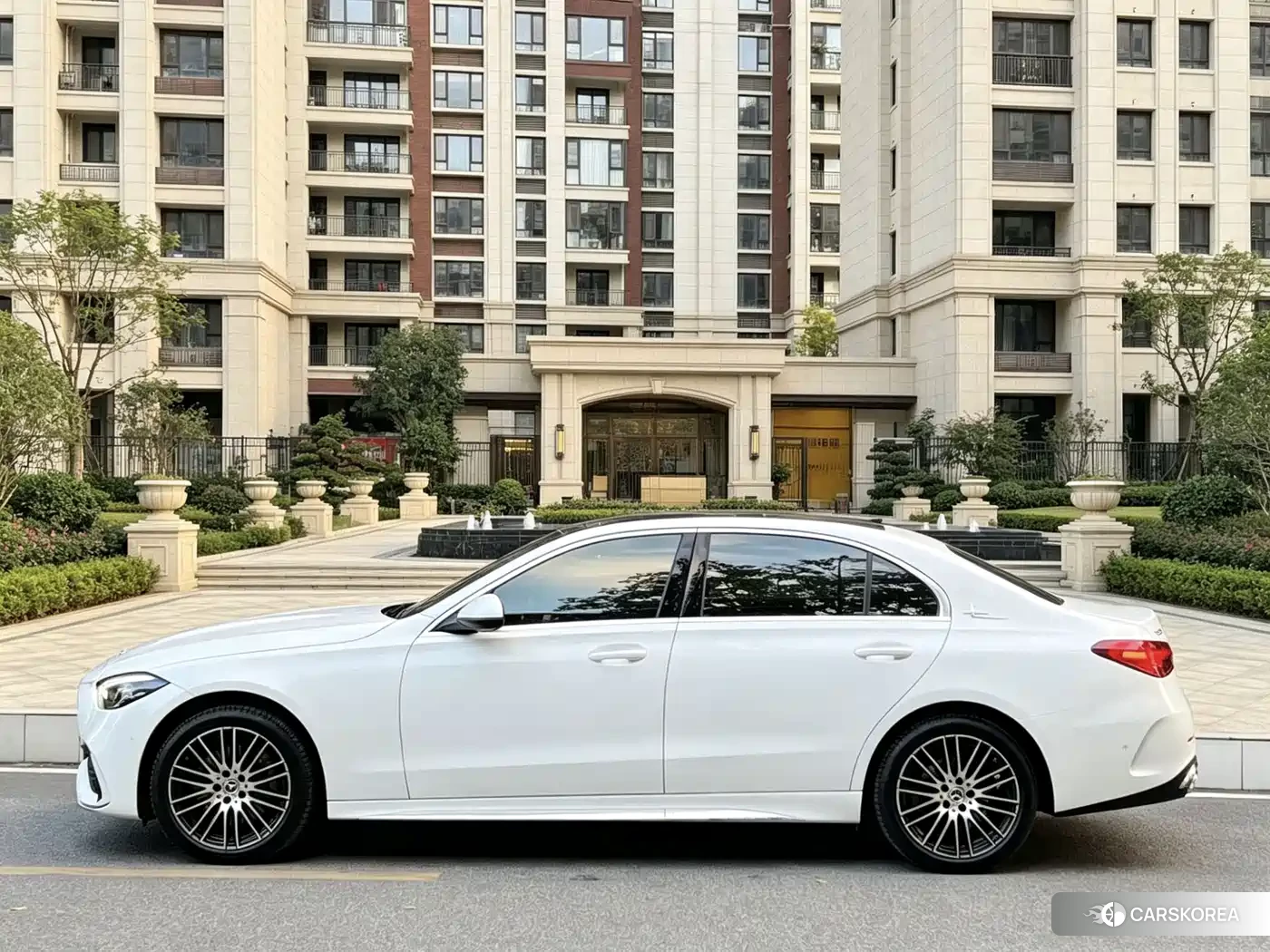 Mercedes-Benz C-class 2024 Белый из Китая, фото 6