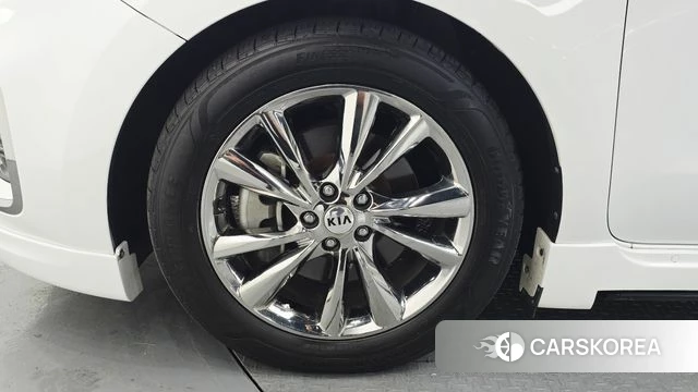 Kia The New Carnival id 4595943 из Кореи 34