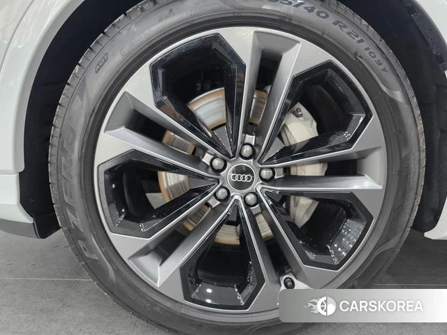 Audi Q7 (4M) id 4634898 из Кореи 15
