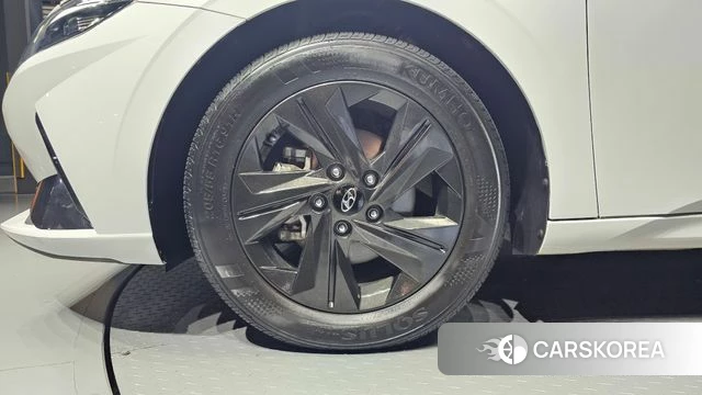 Hyundai Avante Hybrid (CN7) id 4388685 из Кореи 15