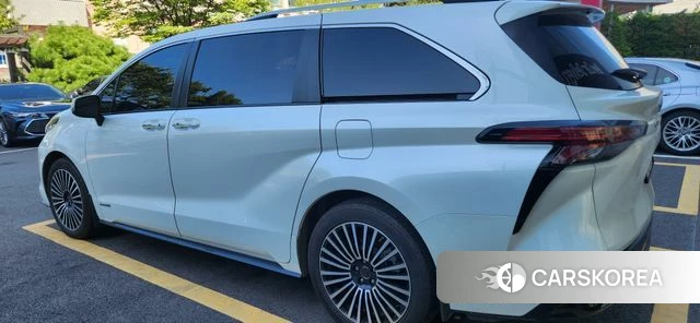 Toyota Sienna 4th Generation 2021 Белый из Кореи, фото 5