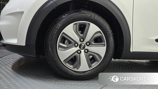 Kia Niro id 4873677 из Кореи 25
