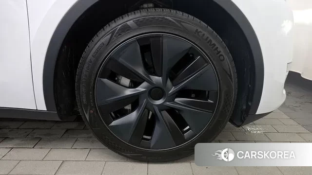 Tesla Model Y id 3217469 из Кореи 15