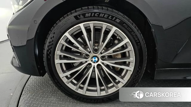 BMW 3 Series (G20) id 4651935 из Кореи 29