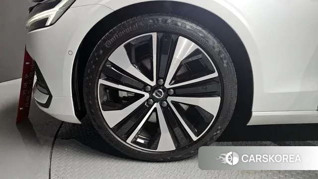 Volvo S60 3rd generation id 3739607 из Кореи 15