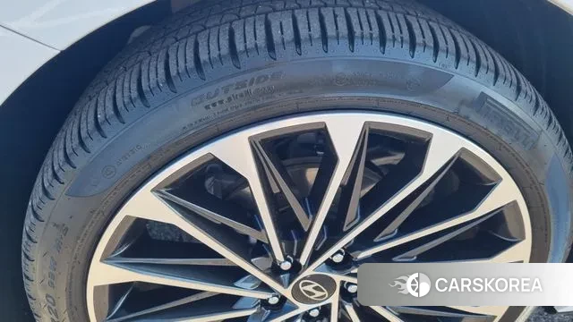 Hyundai Grandeur Hybrid (GN7) id 3517071 из Кореи 11