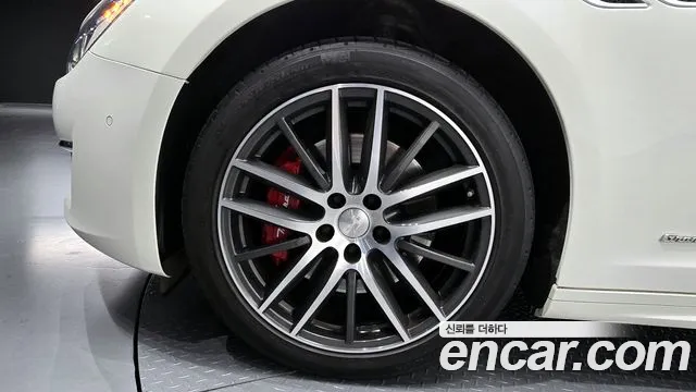 Maserati Ghibli id 2818942 из Кореи 15