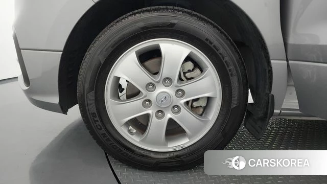 Hyundai The New Grand Starex id 4470725 из Кореи 25