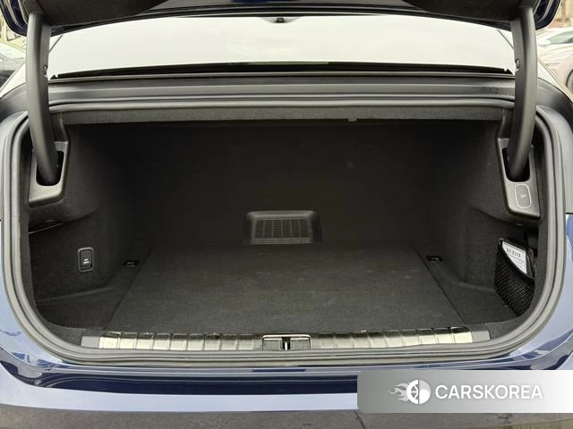 Weilai ET9 id 3908767 из Китая 14