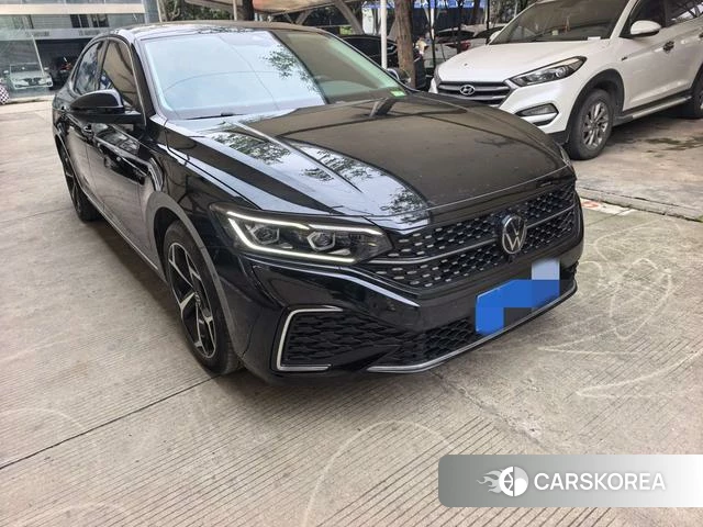 Volkswagen Passat id 4258754 из Китая 13