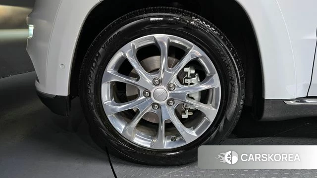 Jeep Grand Cherokee id 4344587 из Кореи 26