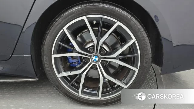 BMW 5 Series (G30) id 3054002 из Кореи 15