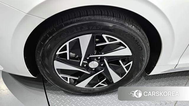 Hyundai The New Grandeur IG Hybrid id 4309713 из Кореи 26