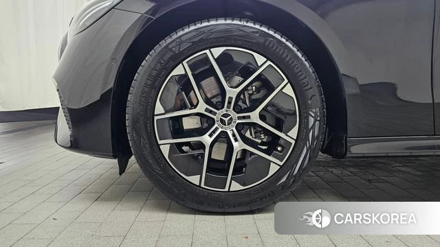 Mercedes-Benz E-Class W214 id 4307893 из Кореи 25